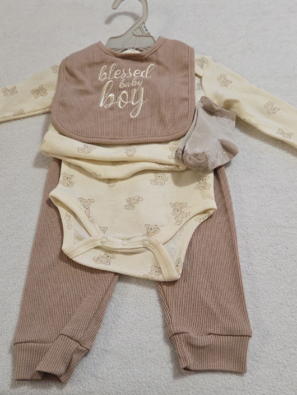 NWT KYLE & DEENA 5PC SET